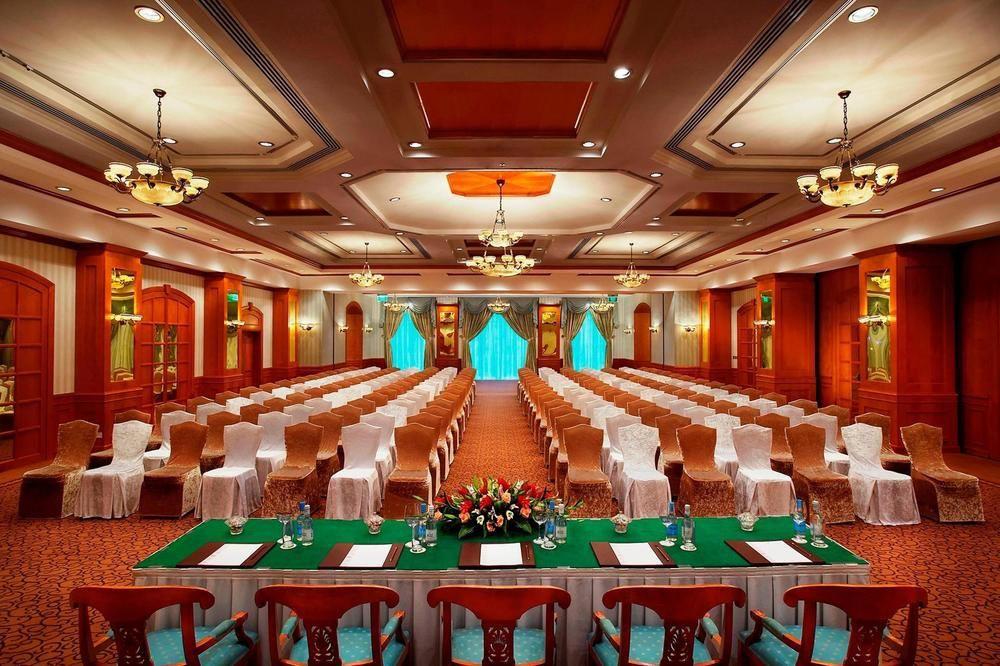 Knight Castle Hotel Ντουμπάι Εξωτερικό φωτογραφία The Royal Ballroom