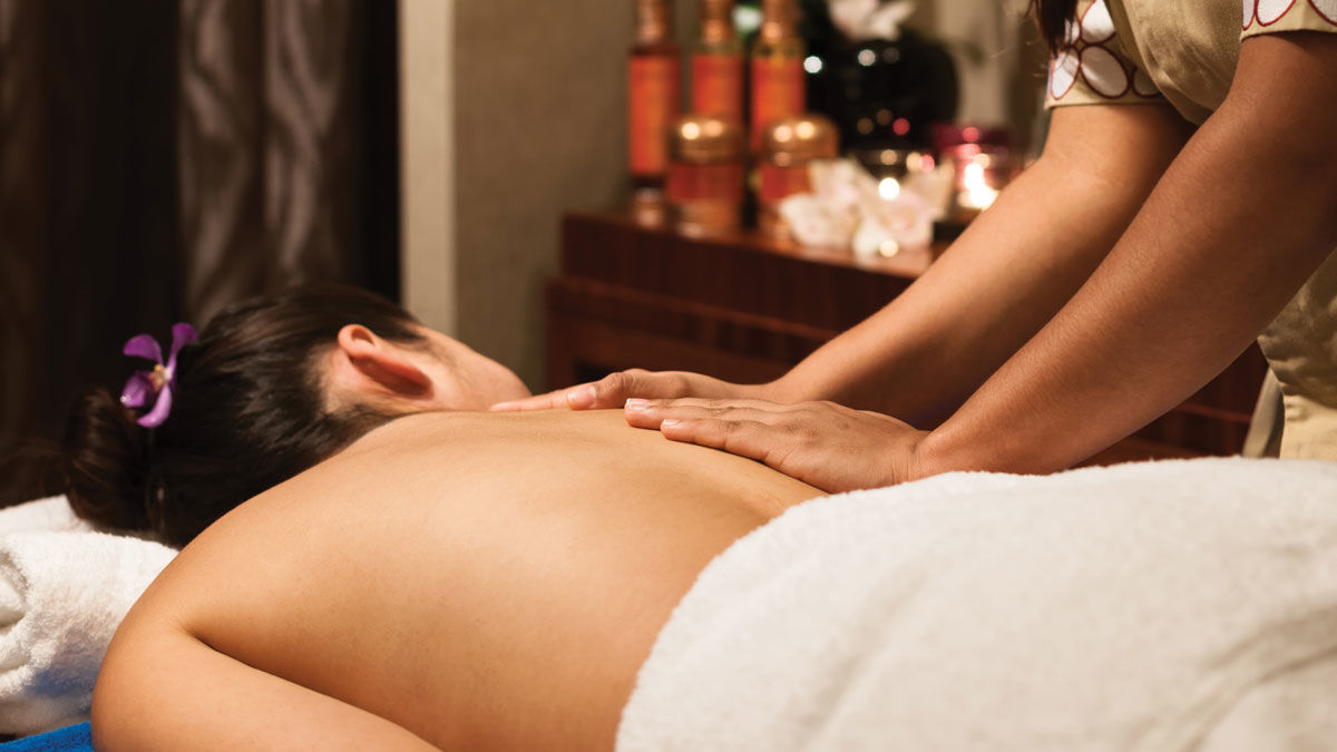 Knight Castle Hotel Ντουμπάι Εξωτερικό φωτογραφία A massage